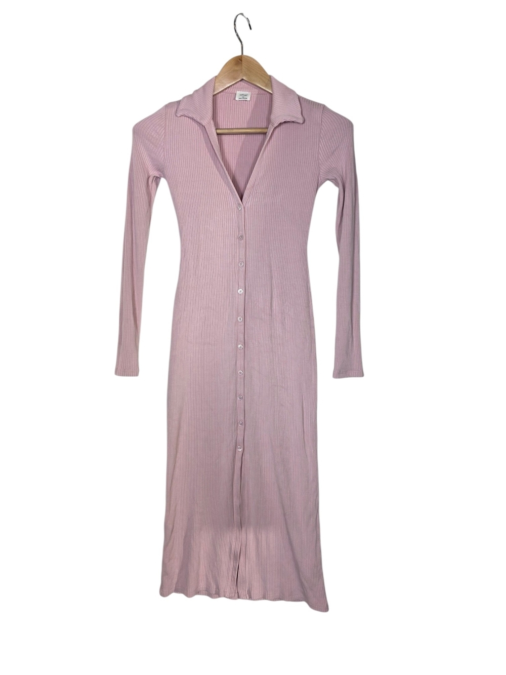 Aritzia Wilfred Dusty Pink bodycon long sleeves  Ribbed Button-Front Midi Dress